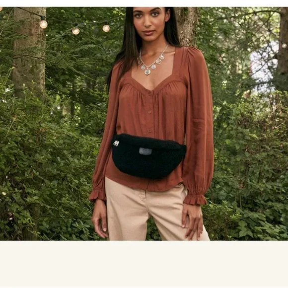 NWT Patricia Nash Cantley waist bag